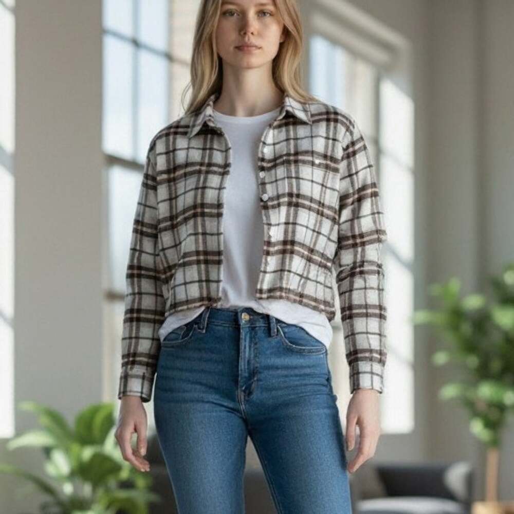 AE American Eagle Cozy Cabin Cropped Flannel Shirt XS Brown Tan Button Up